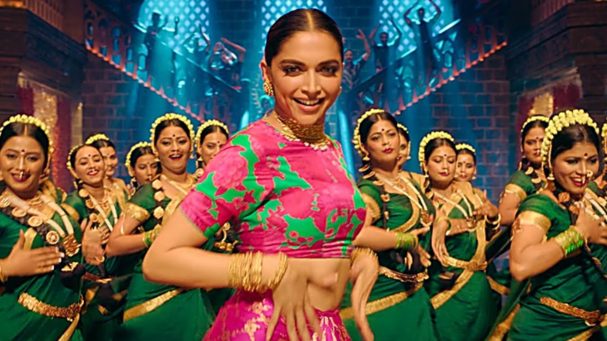 Cirkus Trailer Fans Cant Keep Calm As Deepika Padukone Dances With Electric Man Ranveer Singh 